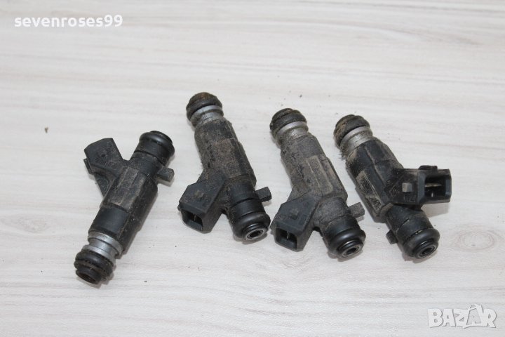 Дюза бензин VW Polo 2 1.0i 50ks Фолксваген Поло Сеат Ароса Фолксваген Лупо 0280155731 4бр комплект, снимка 1