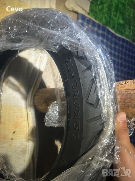 Гуми за мотори, снимка 1