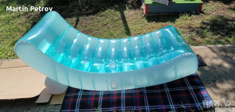 Надуваем шезлонг Intex Rockin' Lounge, снимка 1