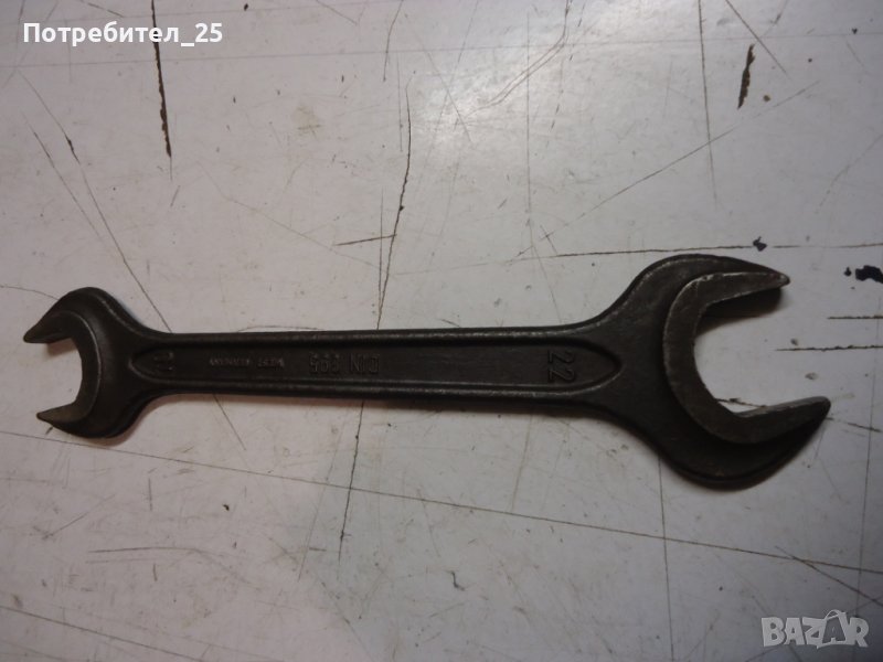 Гаечен ключ  19 /22  -GDR, снимка 1