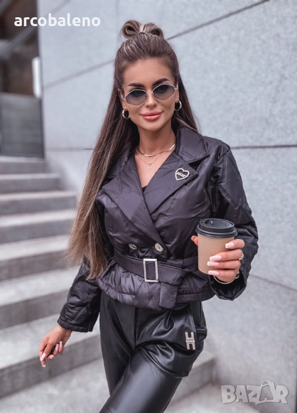 Дамско преходно ватирано яке с черен колан , снимка 1