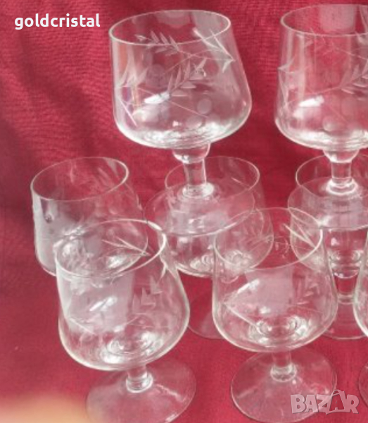 Ретро стъклени чаши гравирани, снимка 1