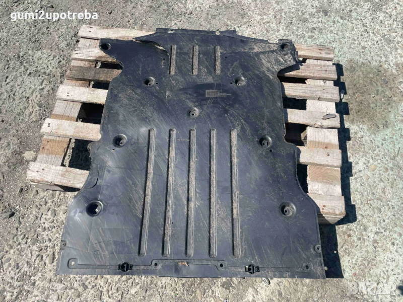 Защитна Кора 1EA825236C Volkswagen ID.3 E11 PRO, снимка 1