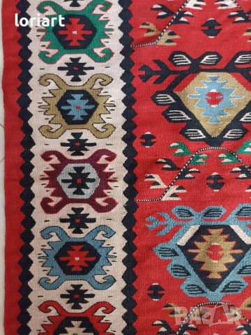 Чипровски килим/винтидж, снимка 2 - Антикварни и старинни предмети - 52366089