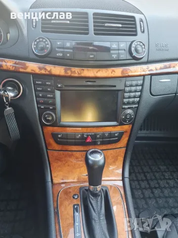 Продава Мерцедес Е 200 Компресор, снимка 3 - Автомобили и джипове - 46280569