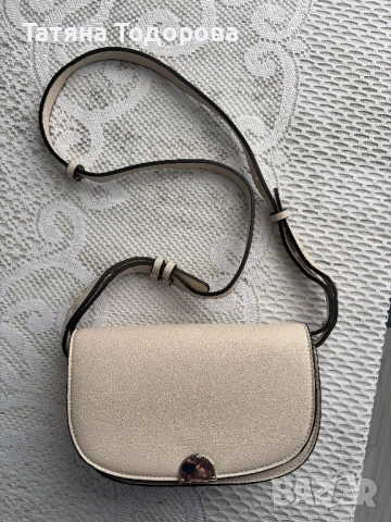 Дамска чанта