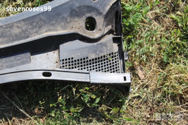 Кора под чистачки лява Мазда 3 2008 2.3i 158hp Mazda 3 седан, снимка 3 - Части - 50661552