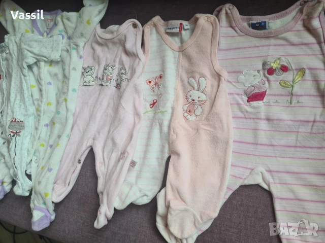 над 49бр. детски дрешки за момиче до 3 месеца - 50, 56 макс, снимка 4 - Комплекти за бебе - 54090132