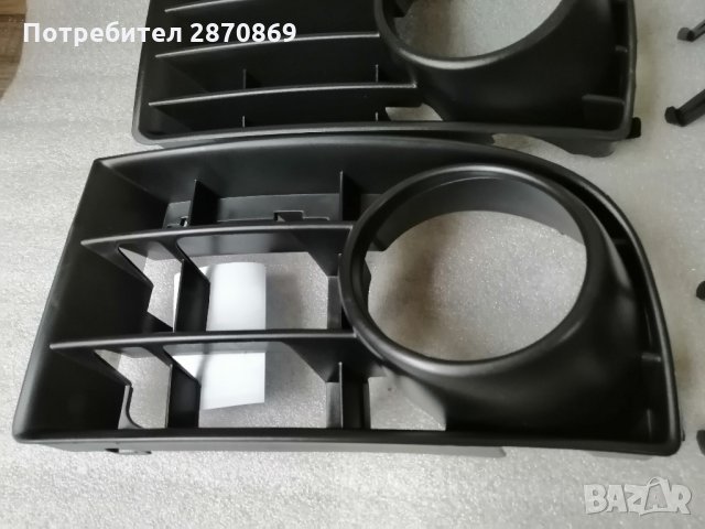 VW Golf V Решетки в предна броня халоген Голф 5 решетка, снимка 4 - Части - 34435371