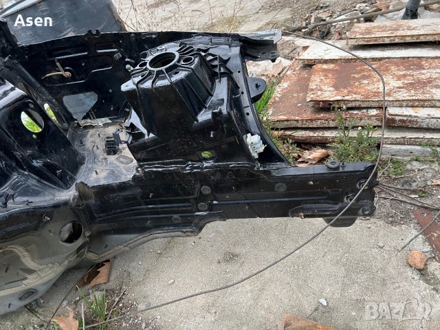 Glc suv  x253 греда  с рог , снимка 2 - Автомобили и джипове - 40158642