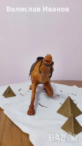 Винтидж колекционерска статуетка папие маше камила изработена с кожа., снимка 2 - Статуетки - 49433336