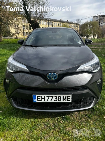 Toyota C-HR 2.0 Facelift Гаранция Хибрид Автомат, снимка 2 - Автомобили и джипове - 54115134