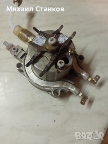 Бойлер с нагревател , снимка 2 - Бойлери - 52797994