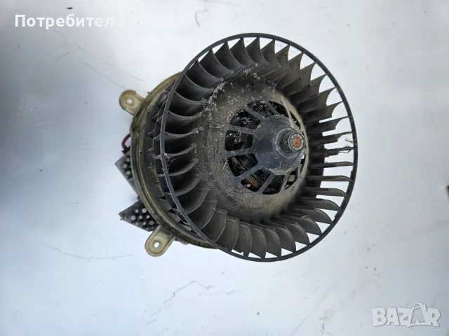 Оригинален вентилатор за парно с реостат за Mercedes W210 / W202 (Valeo 2108206210), снимка 2 - Части - 56258429