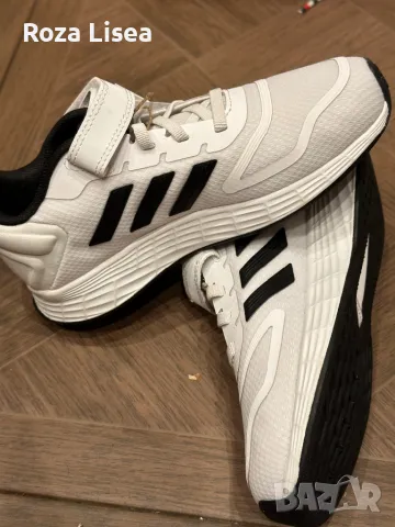 Adidas , снимка 3 - Детски обувки - 48118304