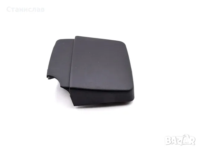 Капак за ляв стоп за VW T4 – 701868787
