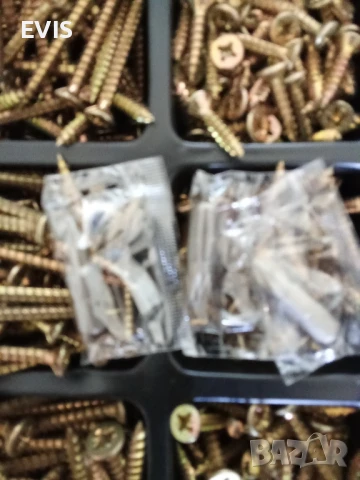 Метален Органайзер с винтове за дърво Rocket Bois & Agglo – 1000 бр., снимка 4 - Железария - 50822667