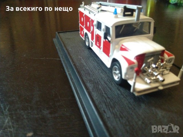 Макети на различни модели пожарни коли ( Обява 4 )