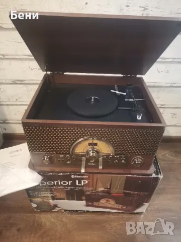 Продавам нов грамофон  /CD/Usb/Bluetooth /радио /касетофон ION 