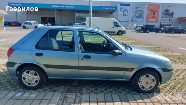 Ford Fiesta 1.3, снимка 4 - Автомобили и джипове - 47323073