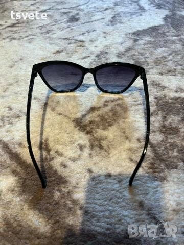 Слънчеви очила подарък , снимка 2 - Слънчеви и диоптрични очила - 54172951