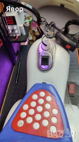 Детски акумулаторен мотор - за ремонт , снимка 3 - Електрически играчки - 47499505