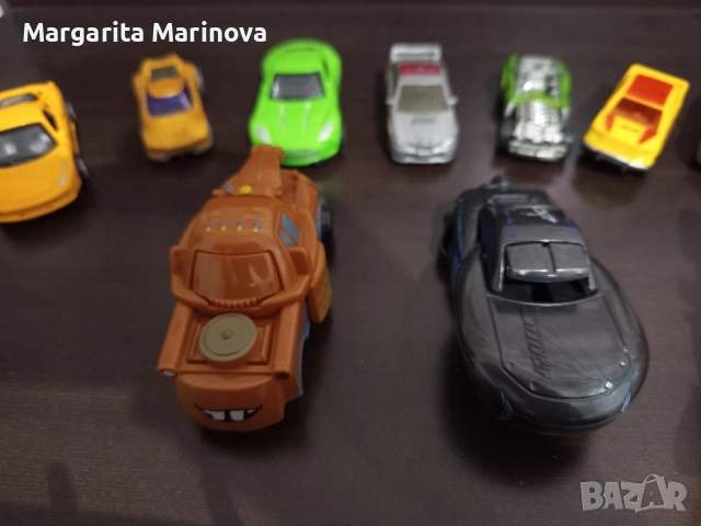 Колички, снимка 3 - Коли, камиони, мотори, писти - 52334707