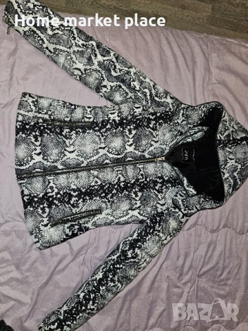 Дамско зимно яке Зара, снимка 3 - Якета - 50603202