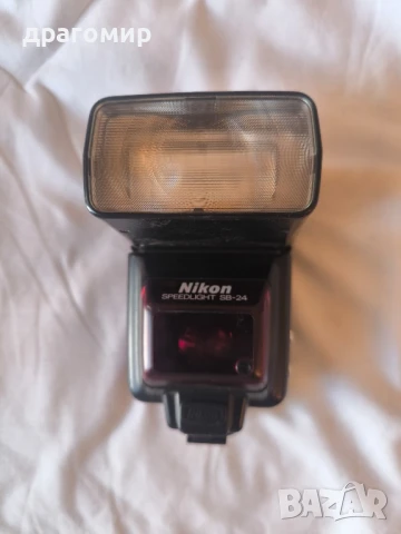 Nikon SPEEDLIGHT SB-24