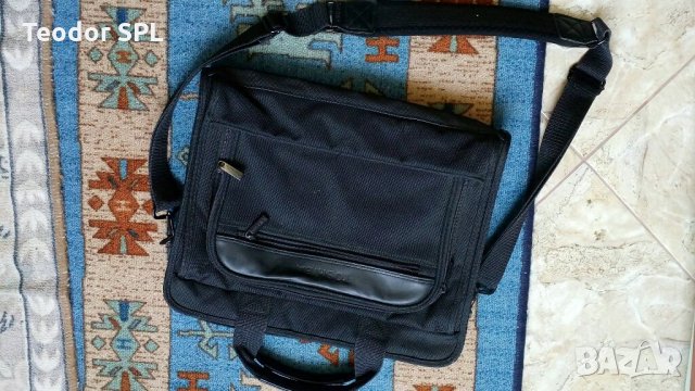 Чанта за лаптоп Toshiba, снимка 1 - Лаптоп аксесоари - 33792039