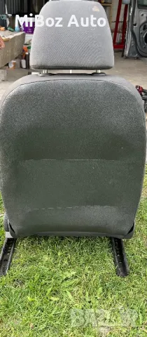 Седалка предна Фолксваген Голф 5 VW Golf, снимка 2 - Части - 50050804