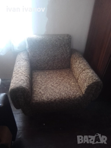  футьойли и табуретки -100лв, снимка 2 - Дивани и мека мебел - 52237253