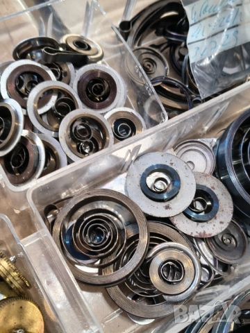 Коронки и пружини за часовници, снимка 8 - Други - 54293928