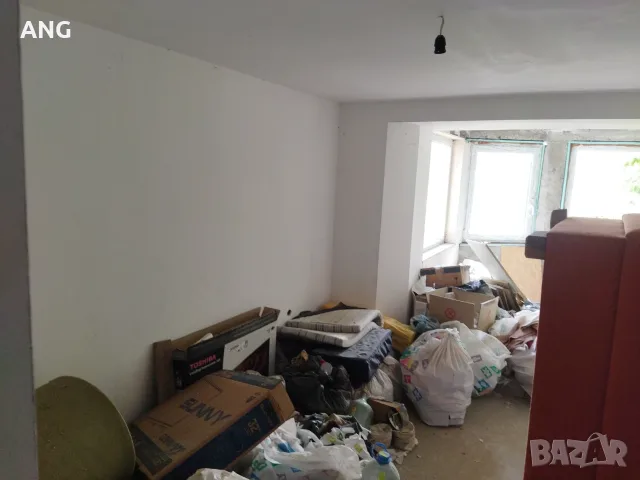 Продава къща близо до гр.София с 1 дк.двор , снимка 15 - Къщи - 56425174