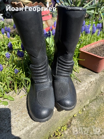 Мото боти Akito