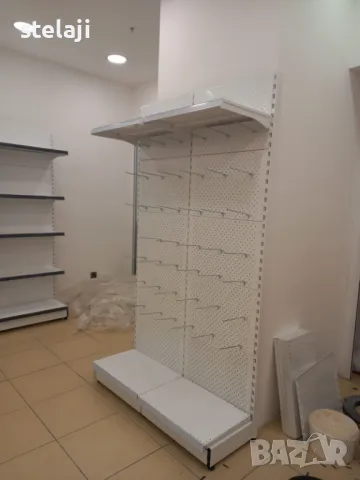 Крайстенен стелаж с перфориран гръб за закачане на куки и рафт, снимка 7 - Стелажи и щандове - 47701149