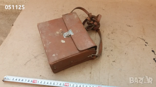 стара соц. кожена чанта , снимка 4 - Антикварни и старинни предмети - 50596445