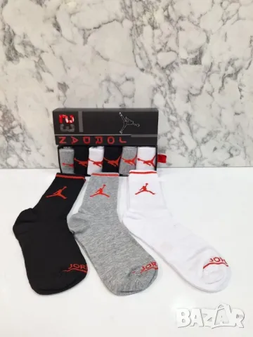 чорапи в кутия Jordan 