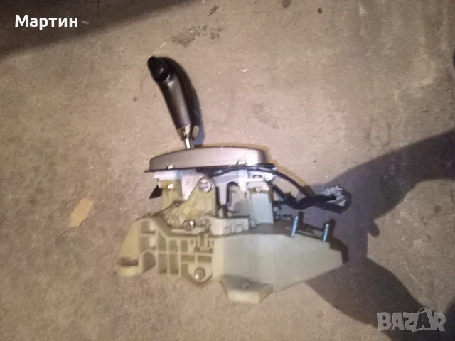Скоростен лост за автоматична скоростна кутия за Киа Соренто - дизел 2.5 CRDI 16 V - 140 к.с., снимка 5 - Части - 46231510