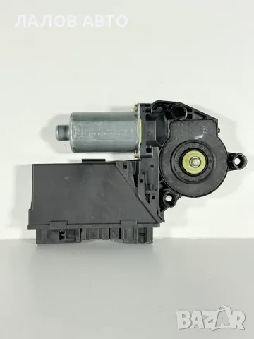 Предно-Дясно Моторче Стъклоповдигач Ауди А4 Б6 (00-04г) Motorche Staklopovdigach AUDI A4 B6 F/R, снимка 2 - Части - 55939656