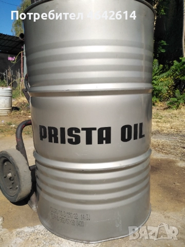 Метални варели от масло