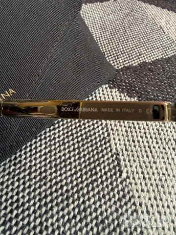 Dolce Gabbana DG 4269 .2887/8G, снимка 5 - Слънчеви и диоптрични очила - 53884391