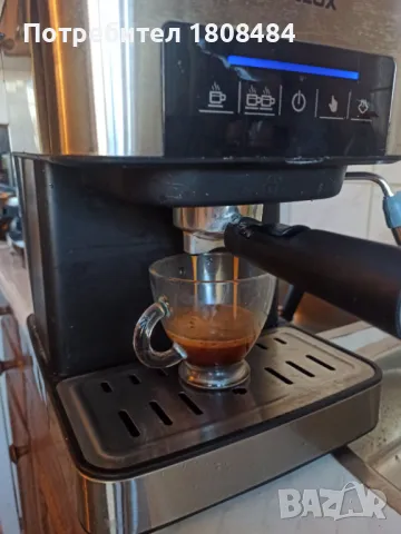 Кафемашина Финлукс с ръкохватка с крема диск, работи отлично и прави хубаво кафе с каймак , снимка 1