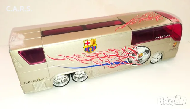 FC Barcelona Team Bus Maisto - Мащаб 1:43, снимка 3 - Колекции - 55977740