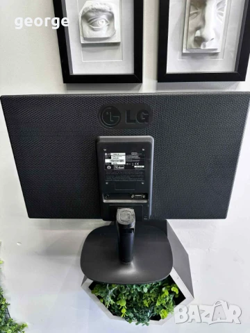 Монитор LG 20M35A, снимка 4 - Монитори - 51262576