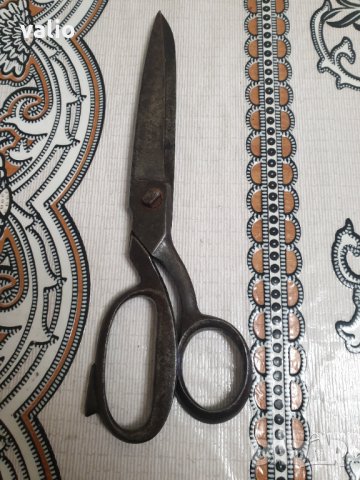 Стара българска ножица , снимка 2 - Антикварни и старинни предмети - 32148063