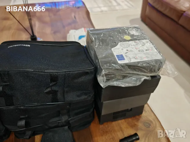 Компресор за гуми VW Оригинален , снимка 5 - Аксесоари и консумативи - 49521864