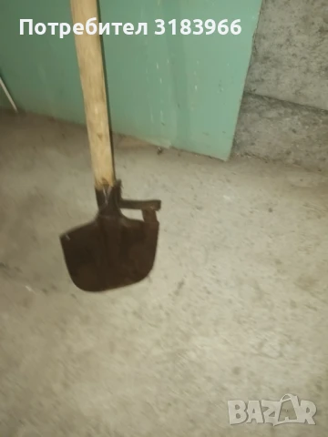 права лопата със буков сап, снимка 2 - Градински инструменти - 50678156
