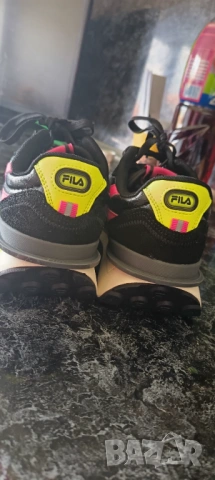 Дамски маратонки фила fila 37 н, снимка 3 - Маратонки - 54243491