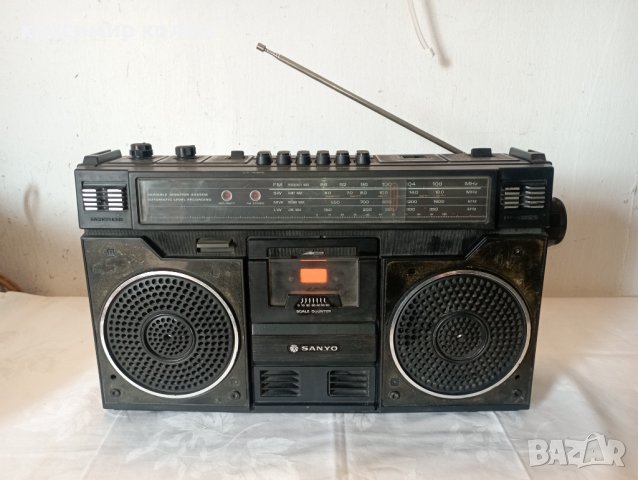 радиокасетофон "SANYO M4100LU" в Декове в с. Цалапица - ID39686384 —  Bazar.bg